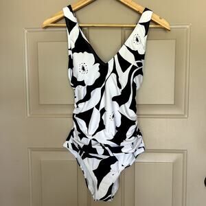 Anne Cole Navy Blue White Floral Ruched One Piece Swimsuit Size 6